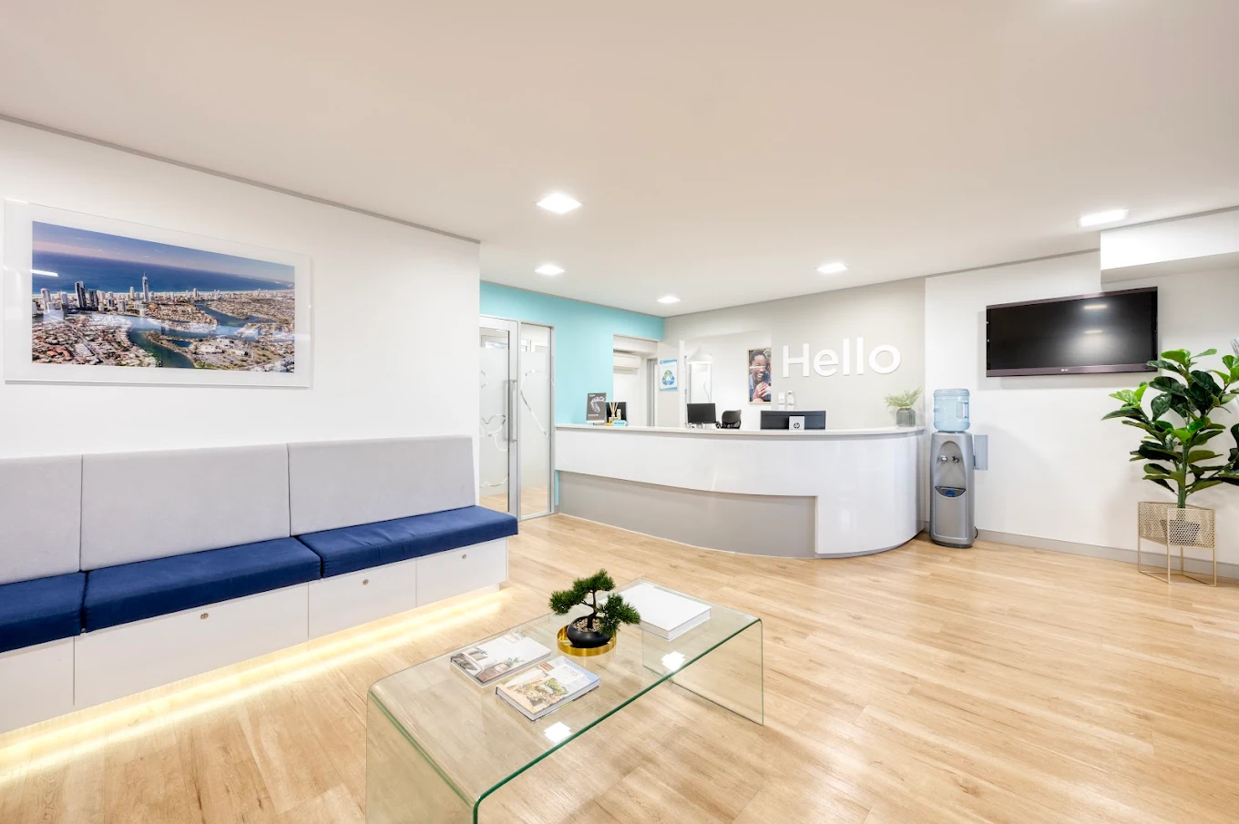Bunpa Dental Capri inside