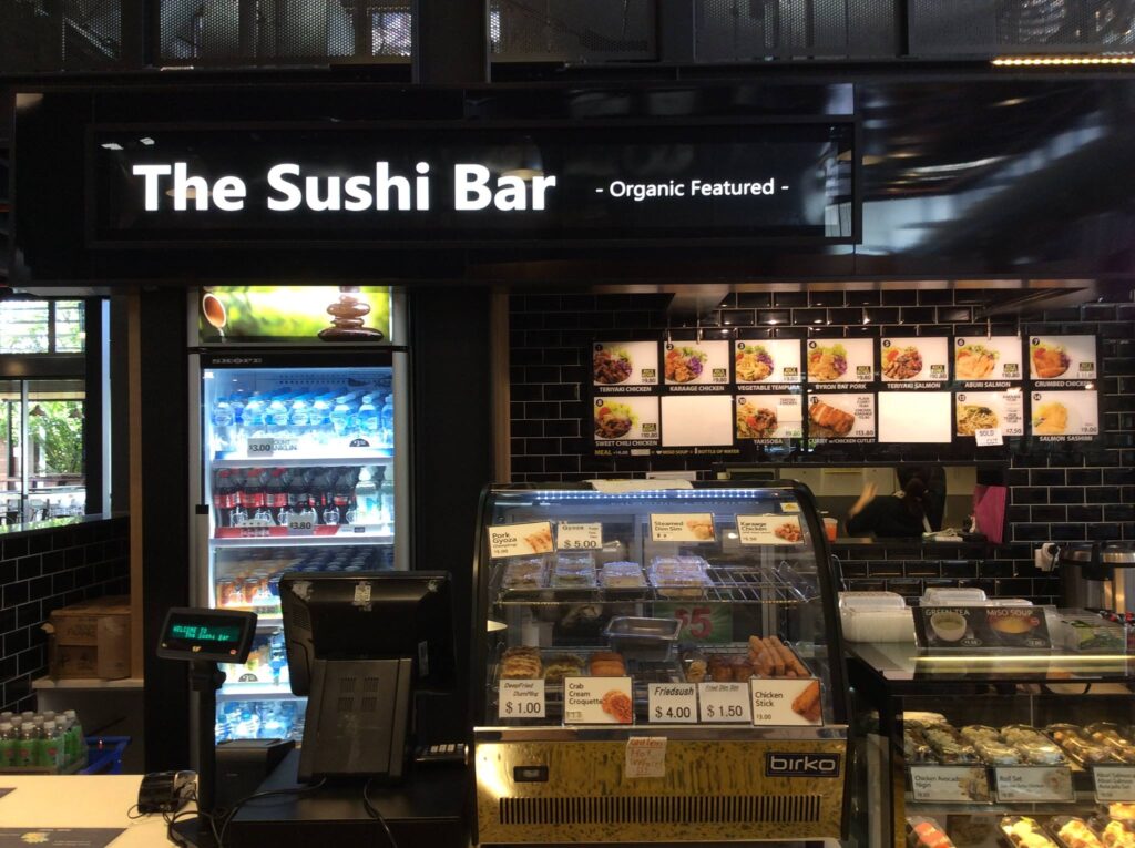 the-sushi-bar-capri-inside