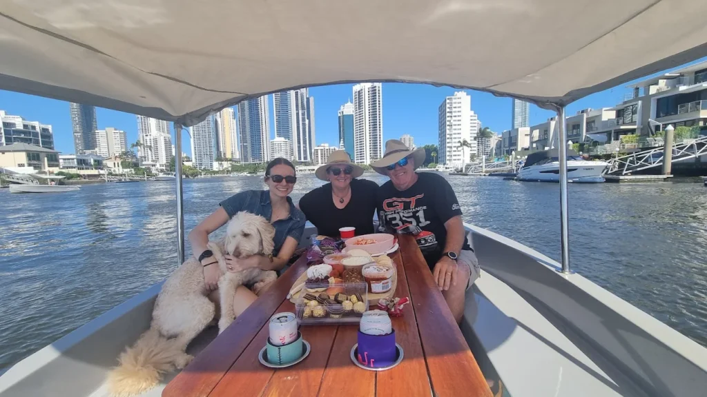 self-drive picnic boat Gold Coast · boat hire no licence Surfers Paradise · things to do Isle of Capri Gold Coast